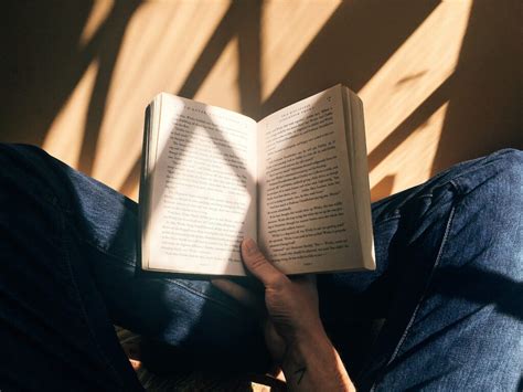 best books for people who don't read: how to start your reading journey